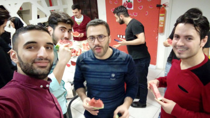 Yalda night is in the style of Ghasedak's colleagues company